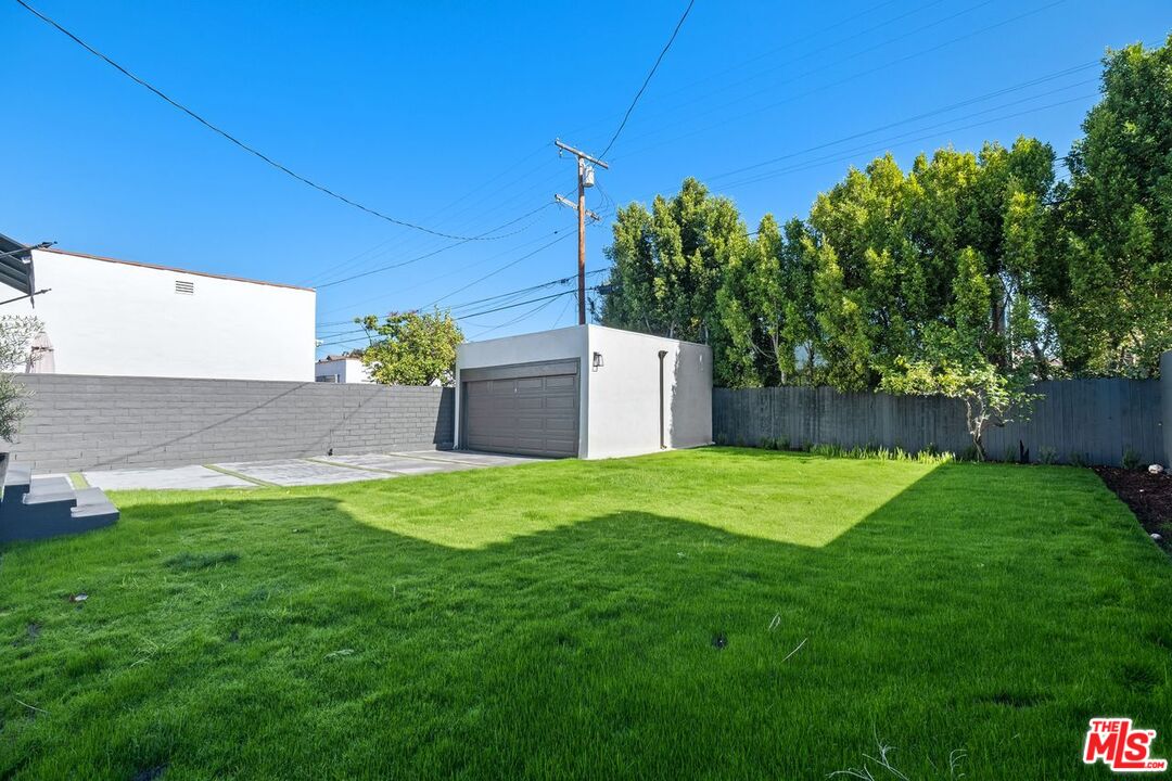 152 N Stanley Dr