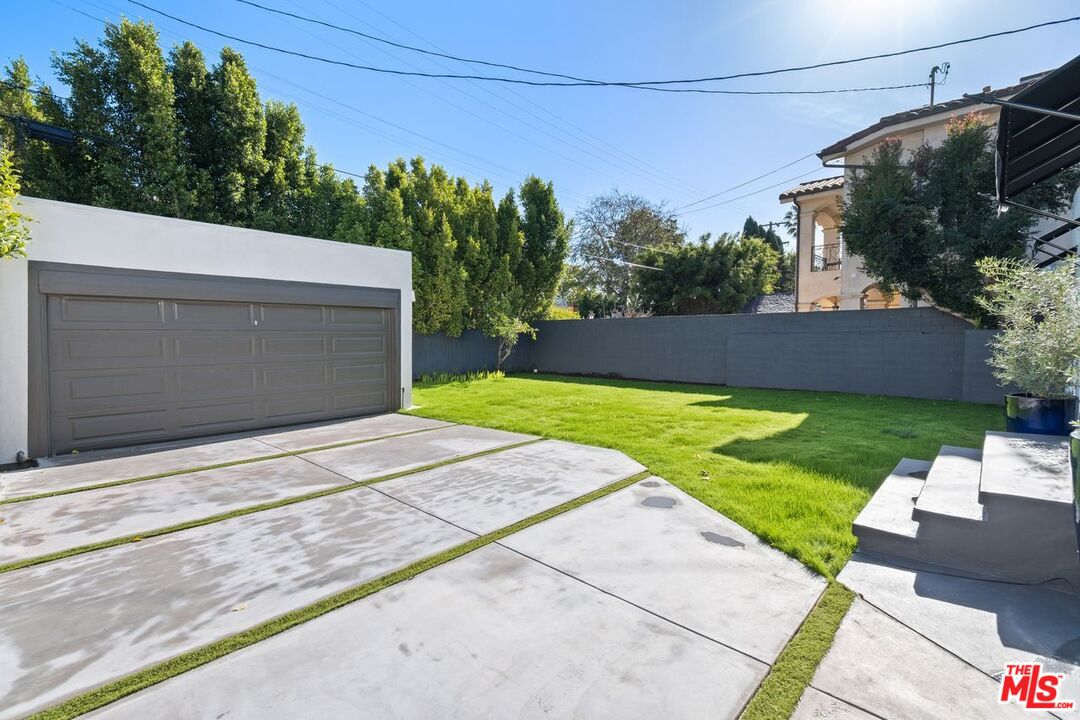 152 N Stanley Dr