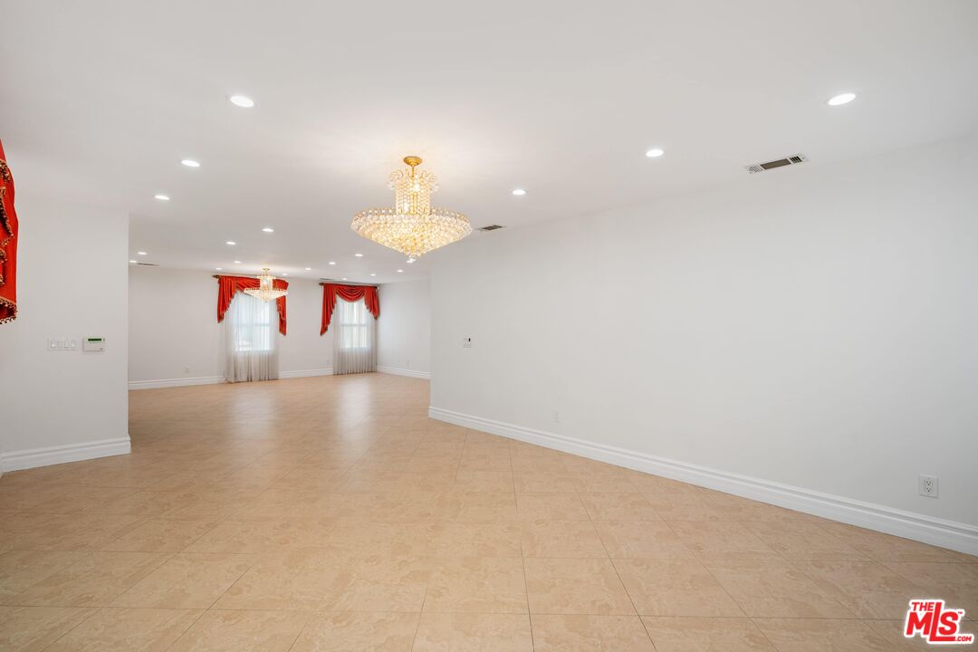 9220 Monte Mar Dr