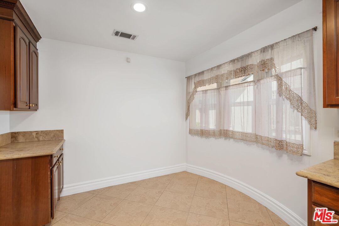 9220 Monte Mar Dr