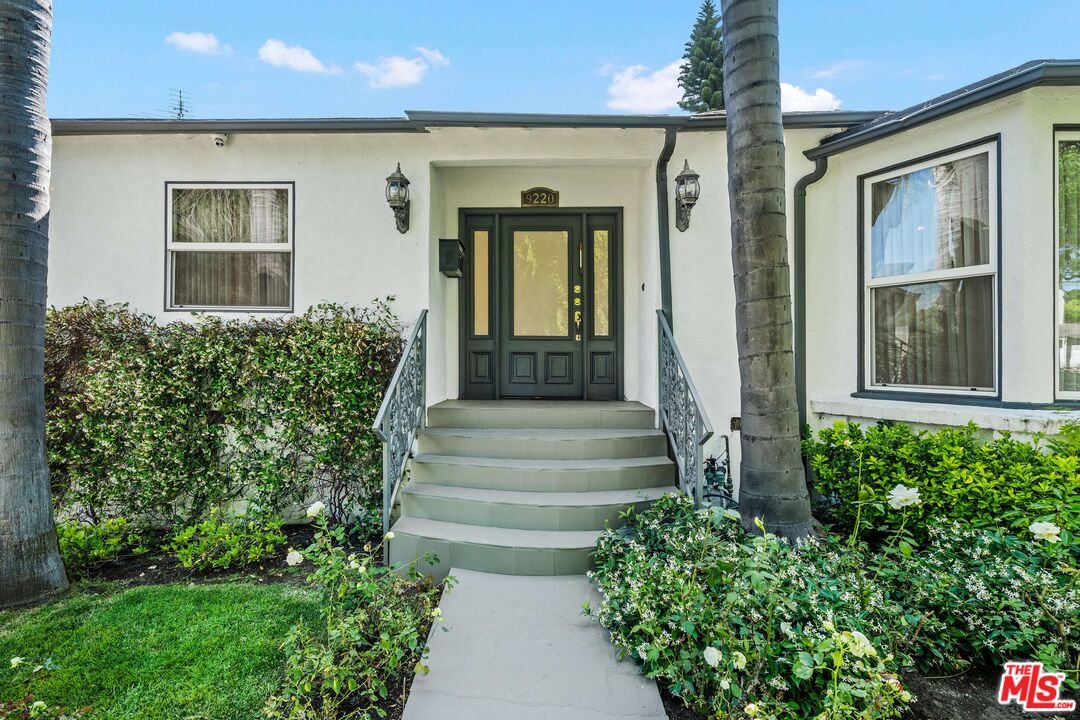 9220 Monte Mar Dr