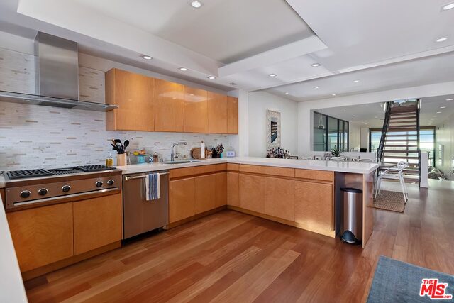 115 Ocean Front Walk