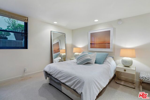 115 Ocean Front Walk