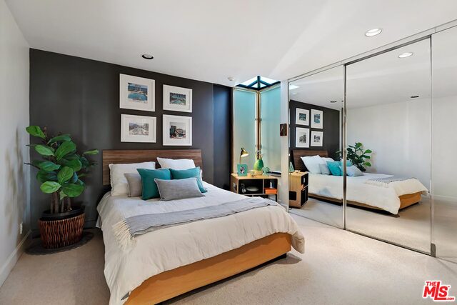 115 Ocean Front Walk