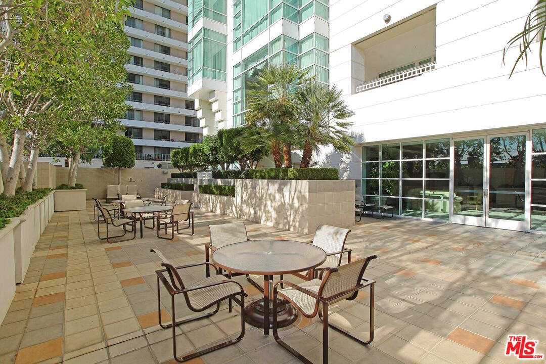 10380 Wilshire Blvd Unit: 1403