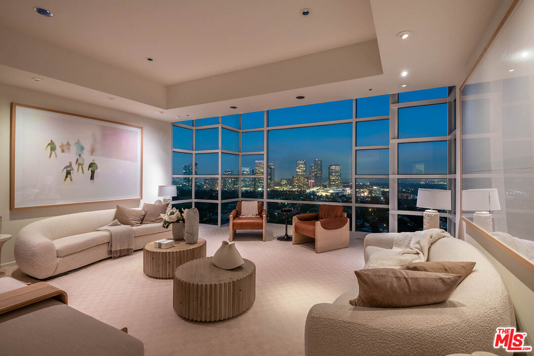 10380 Wilshire Blvd Unit: 1403