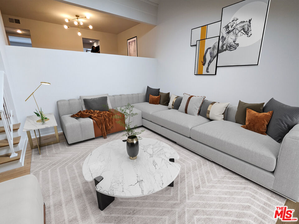 11750 Moorpark St Unit: E