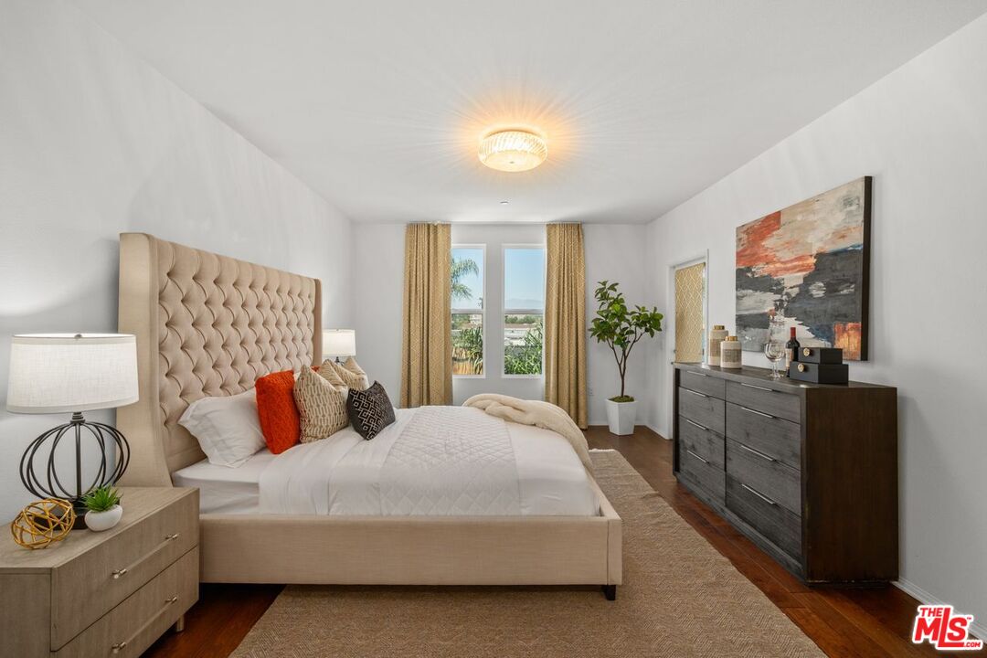 428 W Main St Unit: 2E