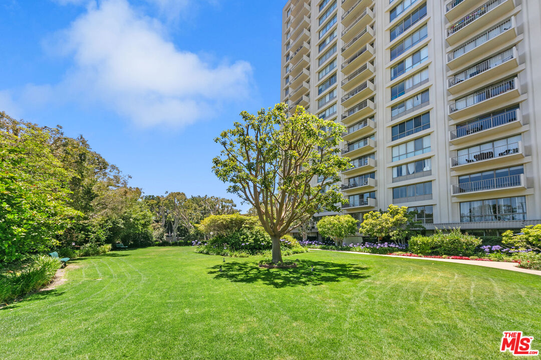 2170 CENTURY PARK EAST Unit: 1612-S