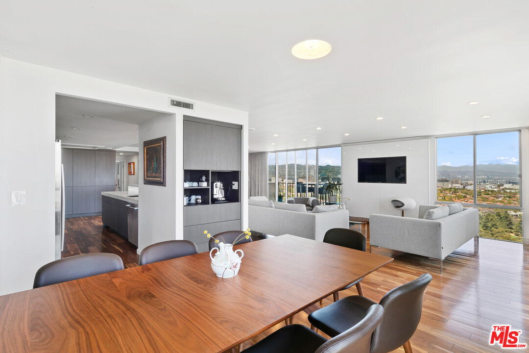 2170 CENTURY PARK EAST Unit: 1612-S