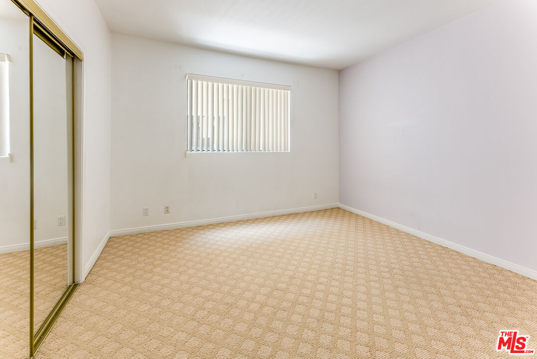 1936 Pelham Ave Unit: 201