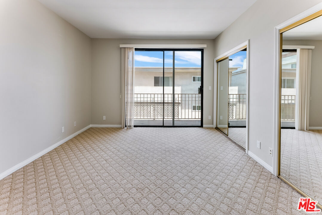 1936 Pelham Ave Unit: 201