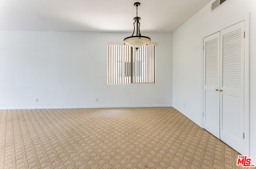 1936 Pelham Ave Unit: 201