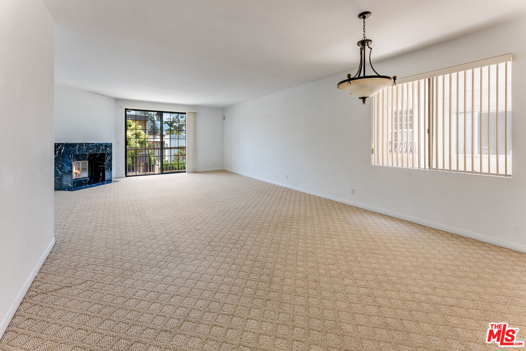 1936 Pelham Ave Unit: 201