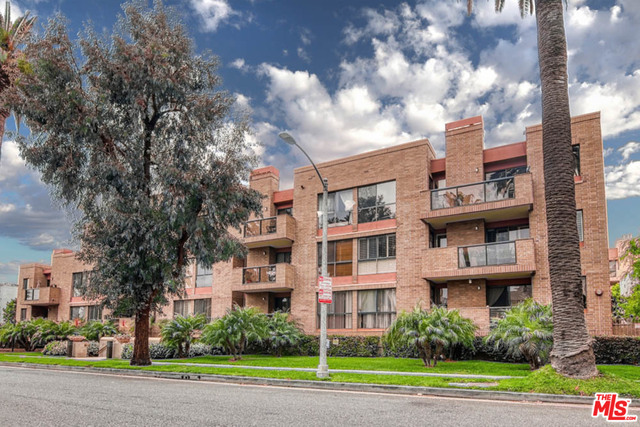 235 S TOWER DR Unit: 102