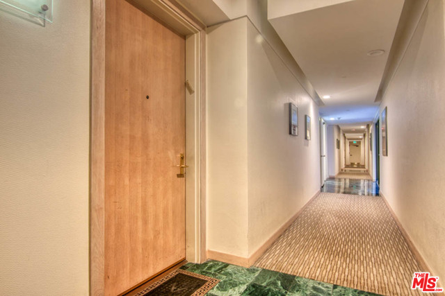 235 S TOWER DR Unit: 102