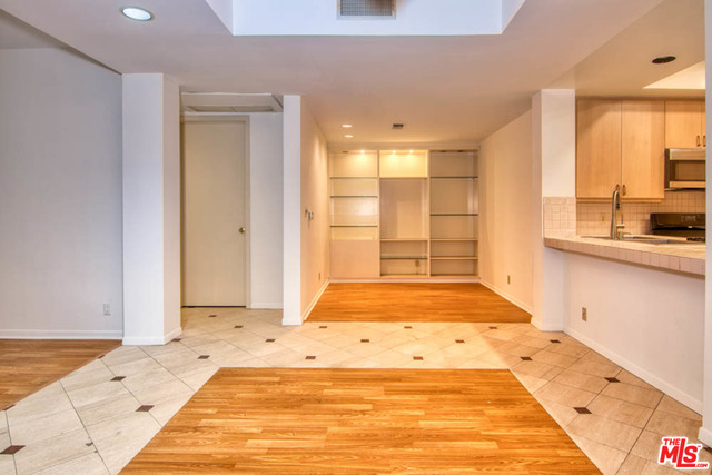 235 S TOWER DR Unit: 102