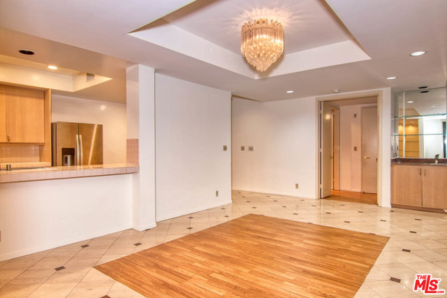 235 S TOWER DR Unit: 102