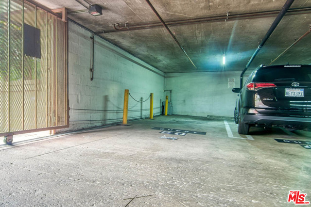 235 S TOWER DR Unit: 102