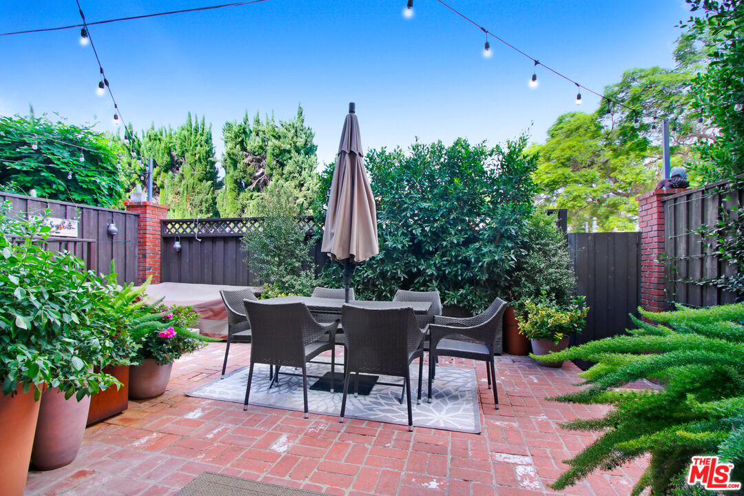 9303 Burton Way Unit: B