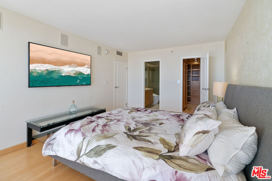 201 Ocean Ave Unit: 508B