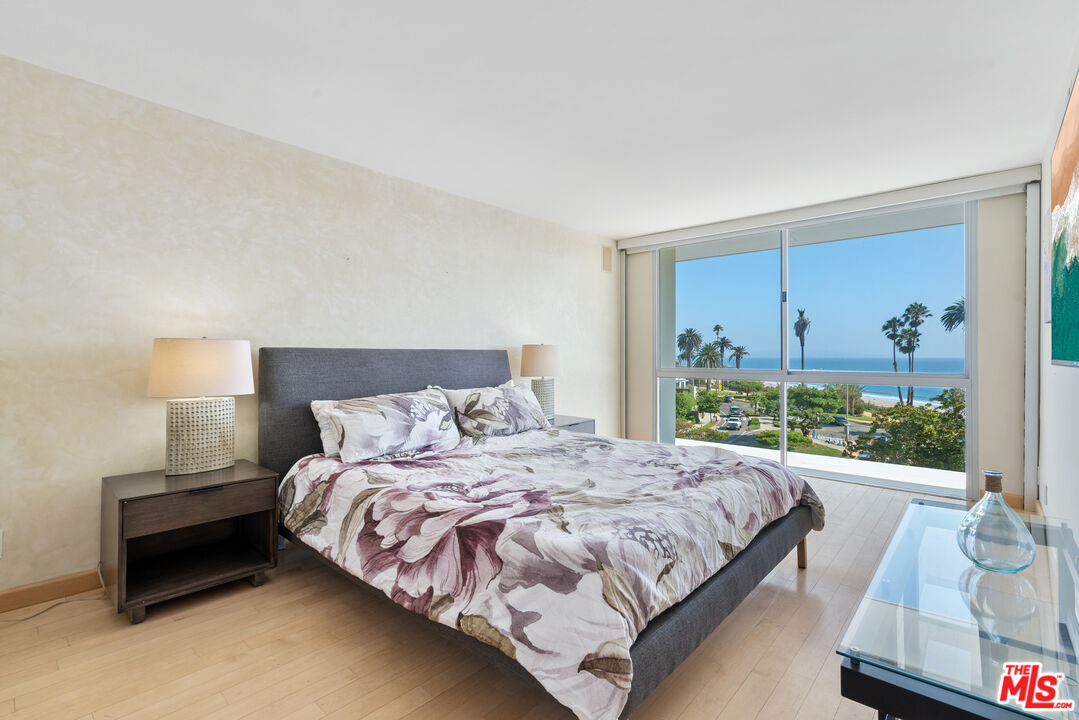 201 Ocean Ave Unit: 508B