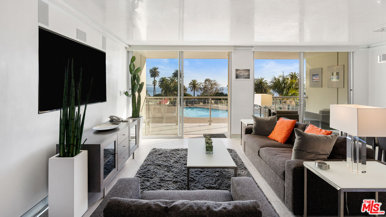 201 OCEAN AVE Unit: 403P