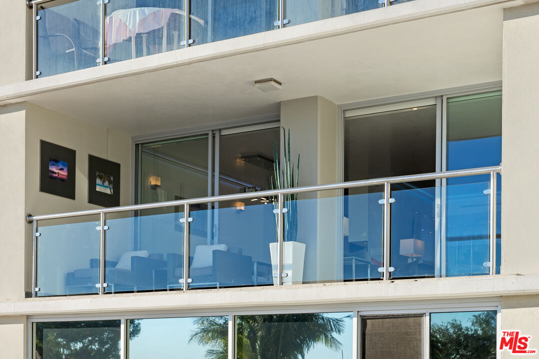 201 OCEAN AVE Unit: 403P