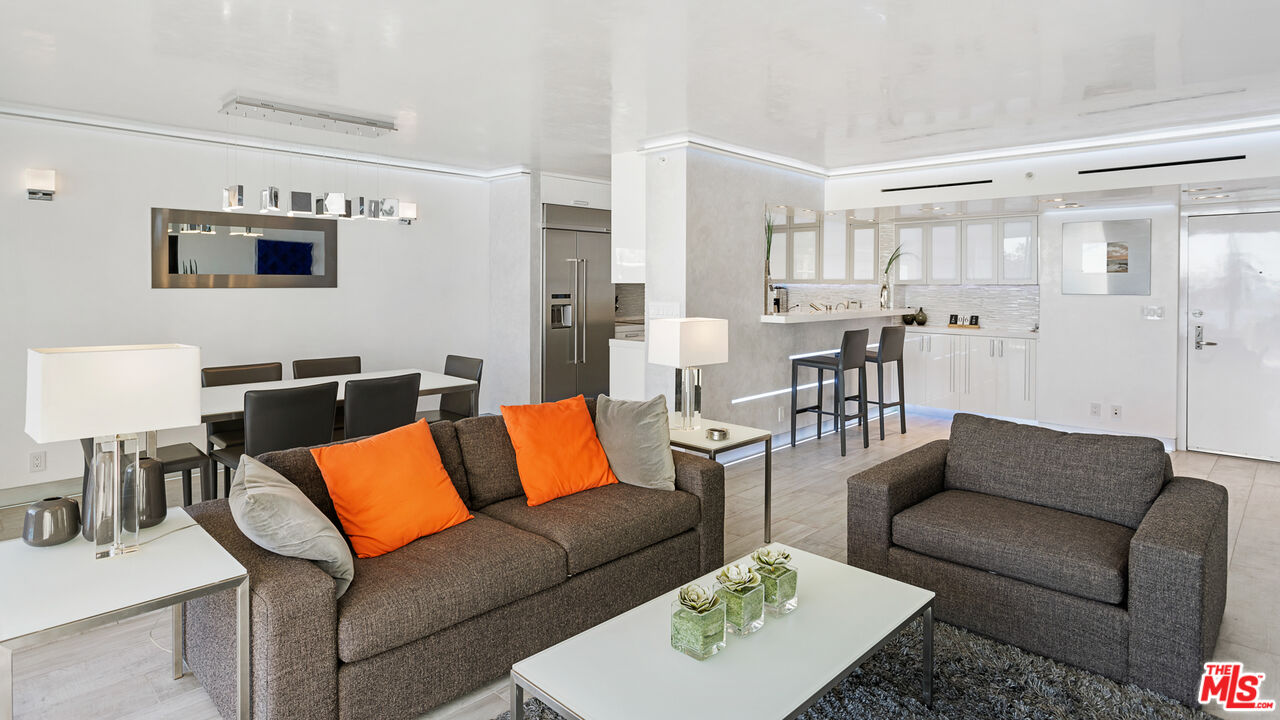 201 OCEAN AVE Unit: 403P