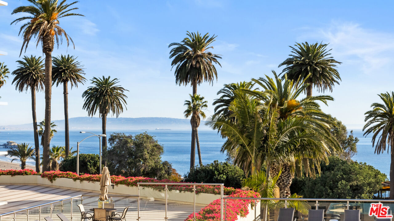 201 OCEAN AVE Unit: 403P