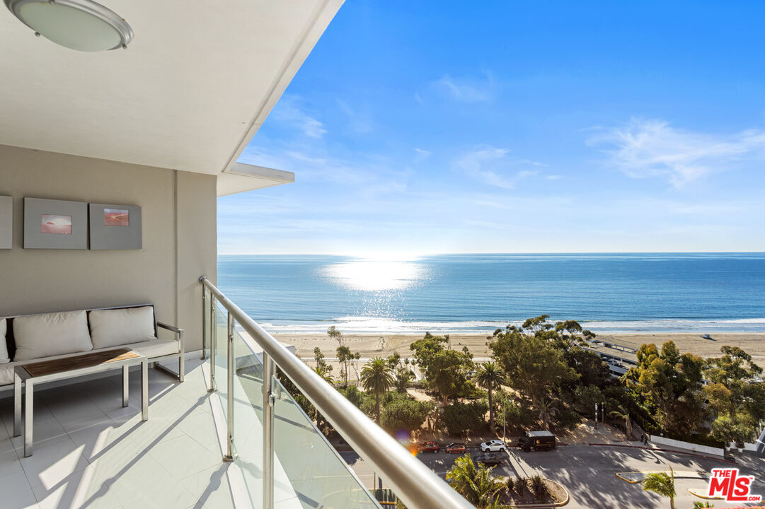 201 OCEAN AVE Unit: 1504B