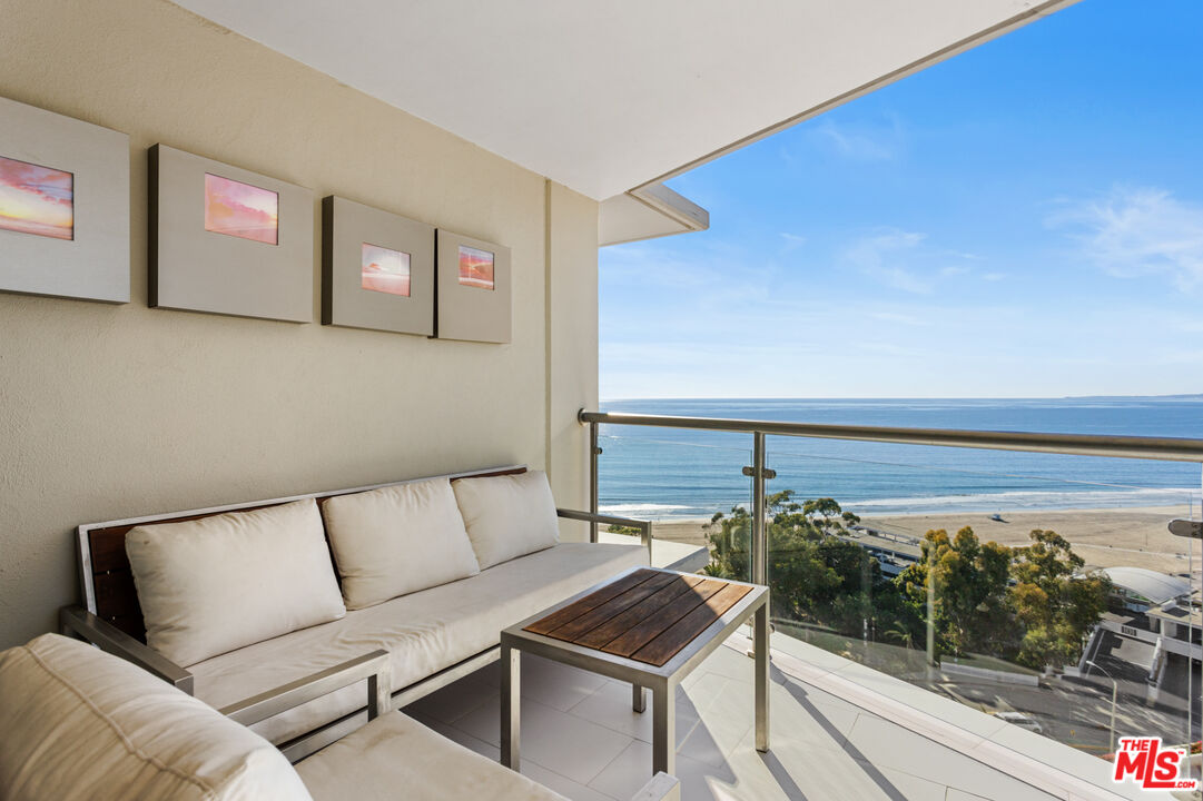 201 OCEAN AVE Unit: 1504B
