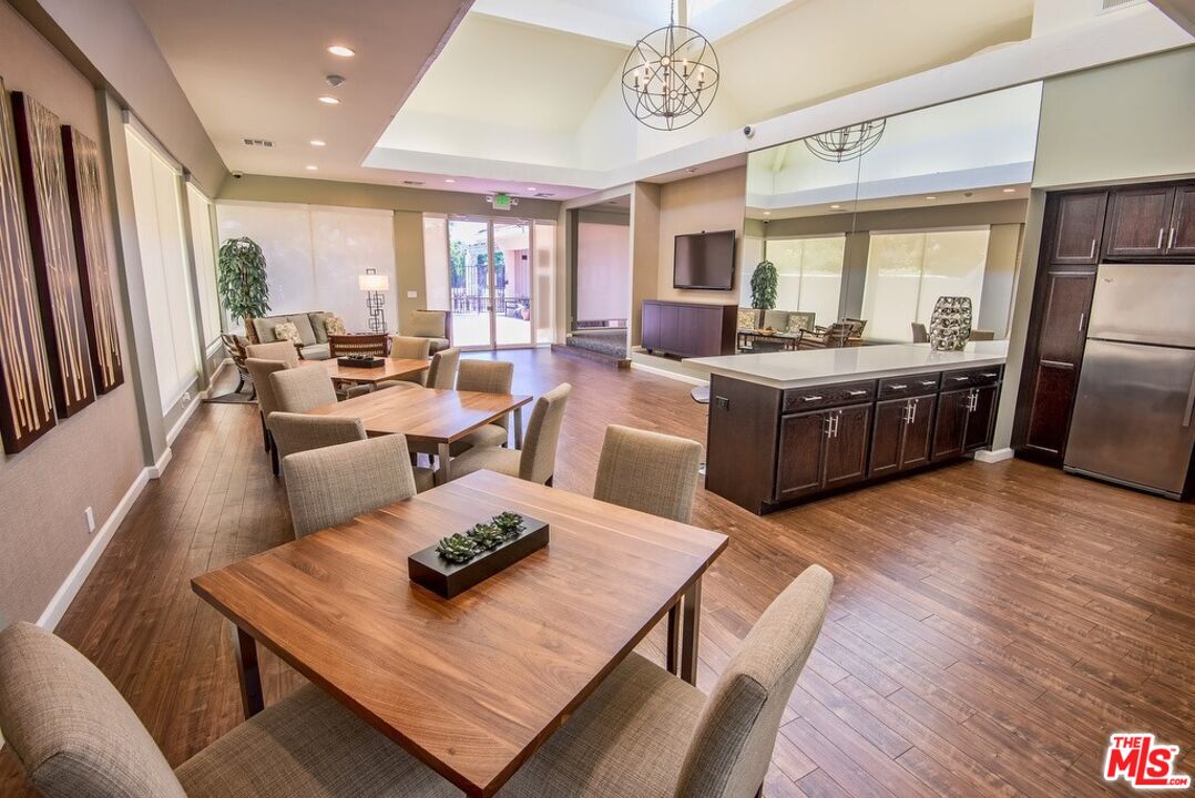 10300 Clusterberry Ct