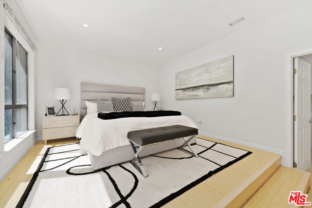 10300 Clusterberry Ct