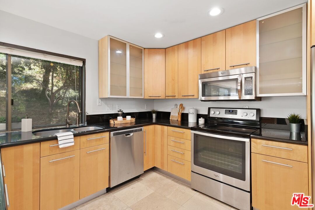 10300 Clusterberry Ct