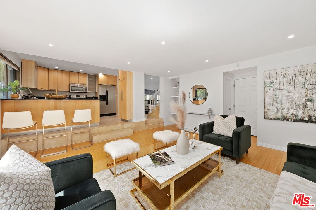 10300 Clusterberry Ct