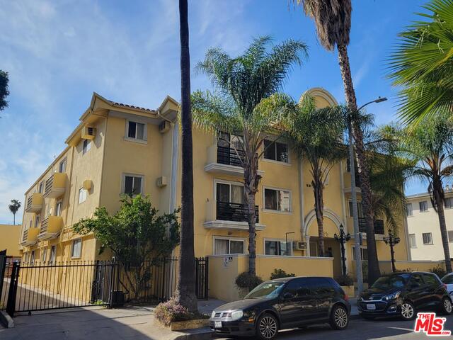 1825 Tamarind Ave Unit: 13