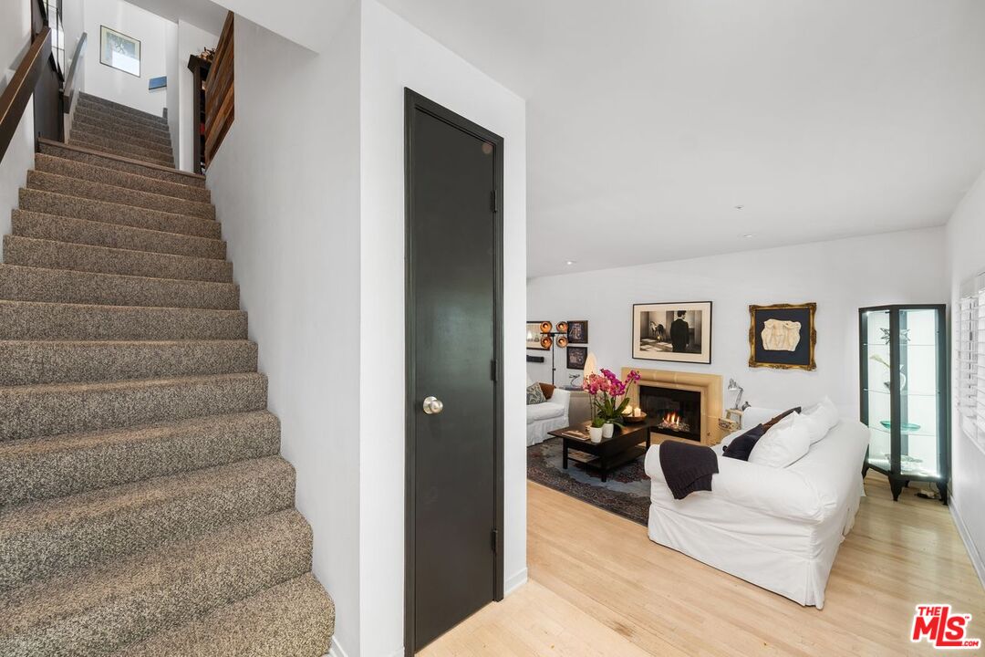 9041 Keith Ave Unit: 2