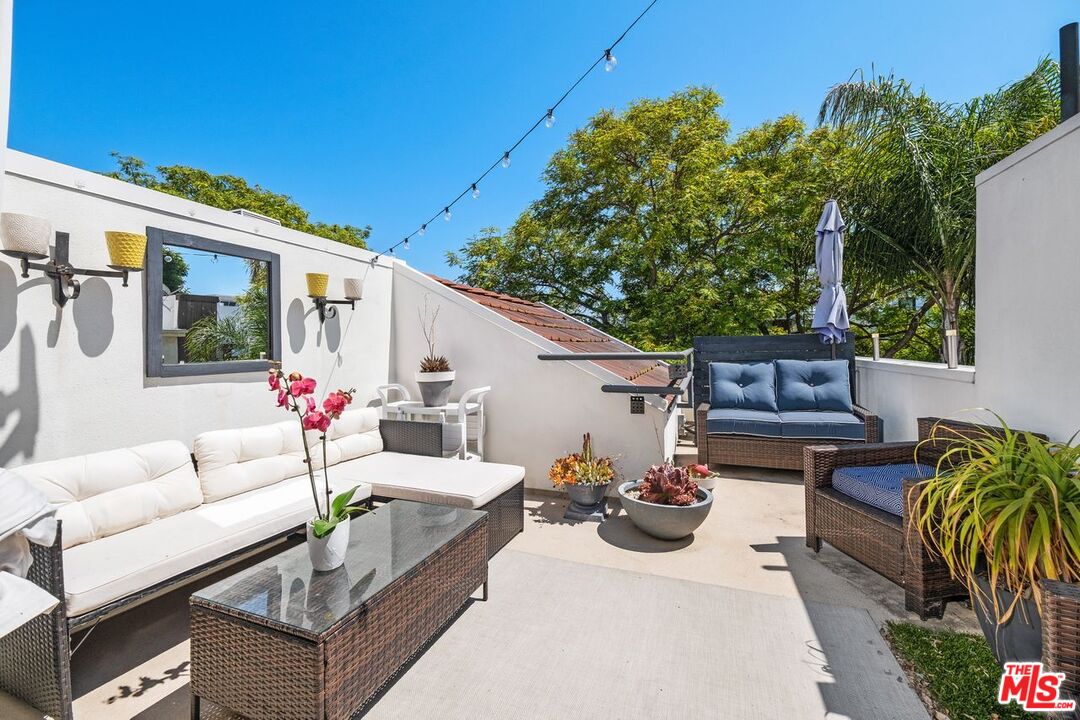 9041 Keith Ave Unit: 2