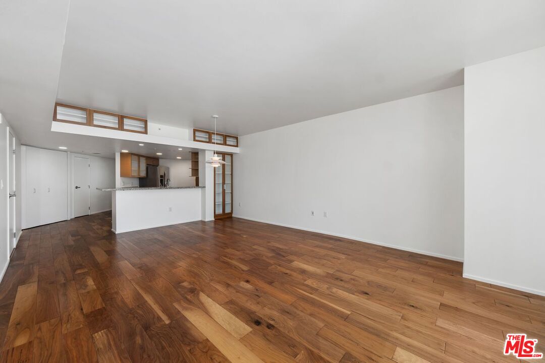 13700 Marina Pointe Dr Unit: 707