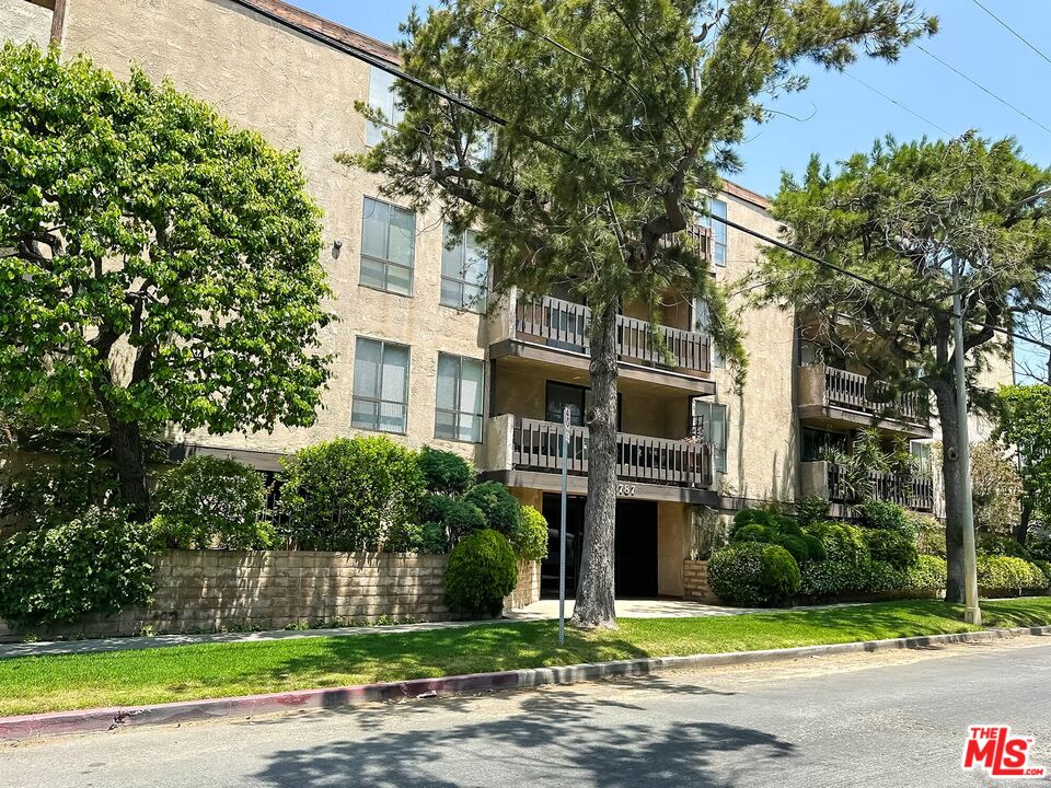 10787 Missouri Ave Unit: 301