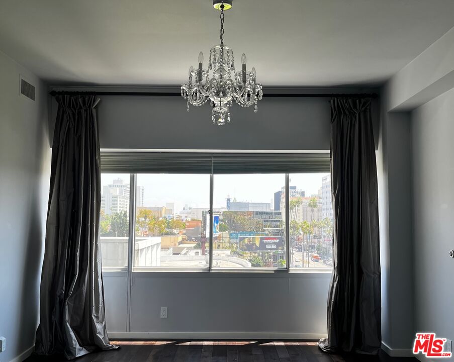 7135 Hollywood Blvd Unit: 504