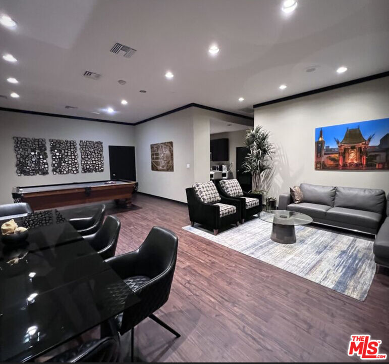 7135 Hollywood Blvd Unit: 504