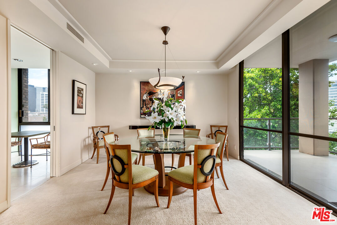 211 S Spalding Dr Unit: N404