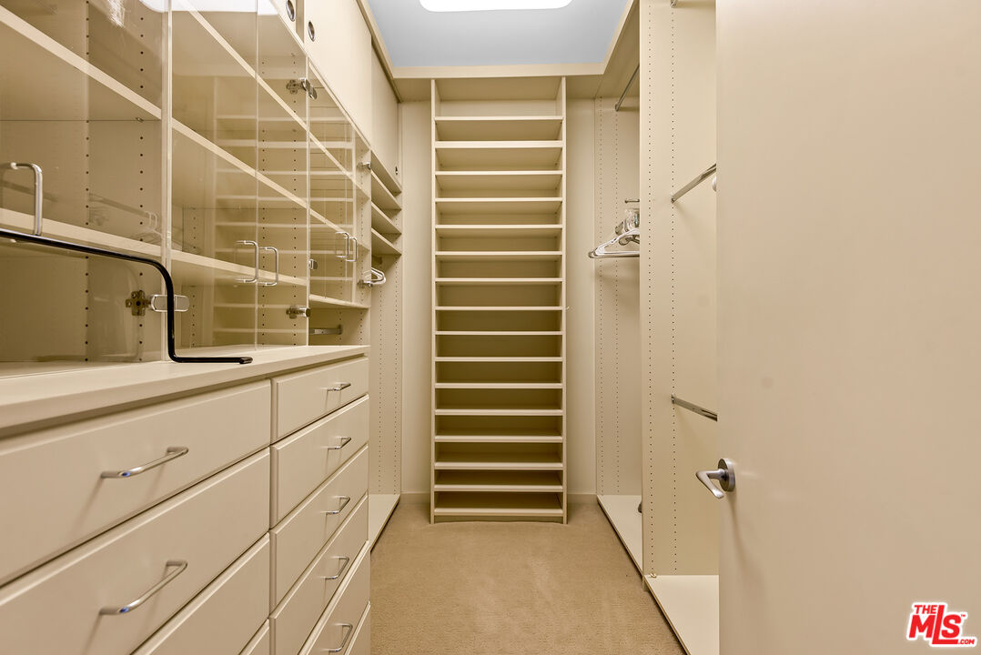 211 S Spalding Dr Unit: N404