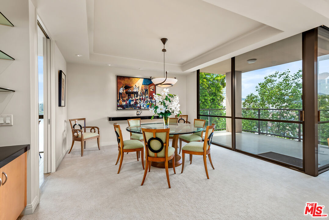 211 S Spalding Dr Unit: N404