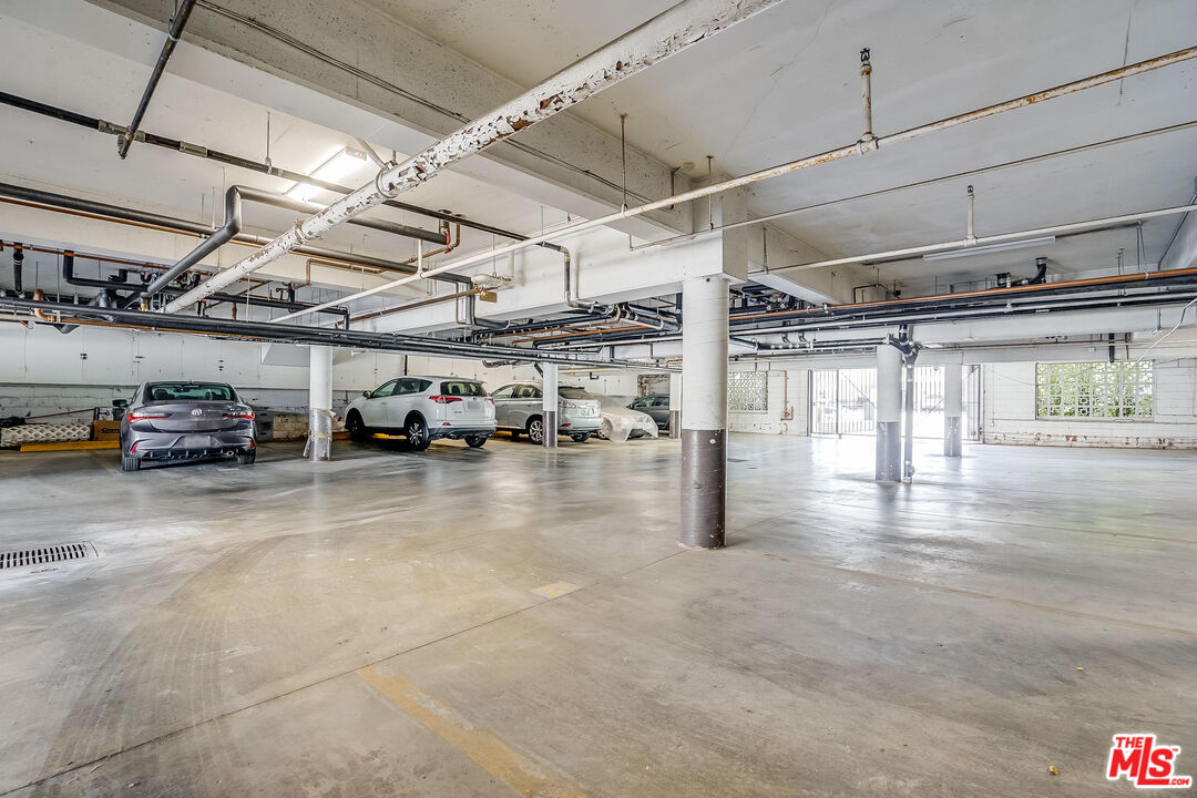 1470 S Rexford Dr Unit: 107