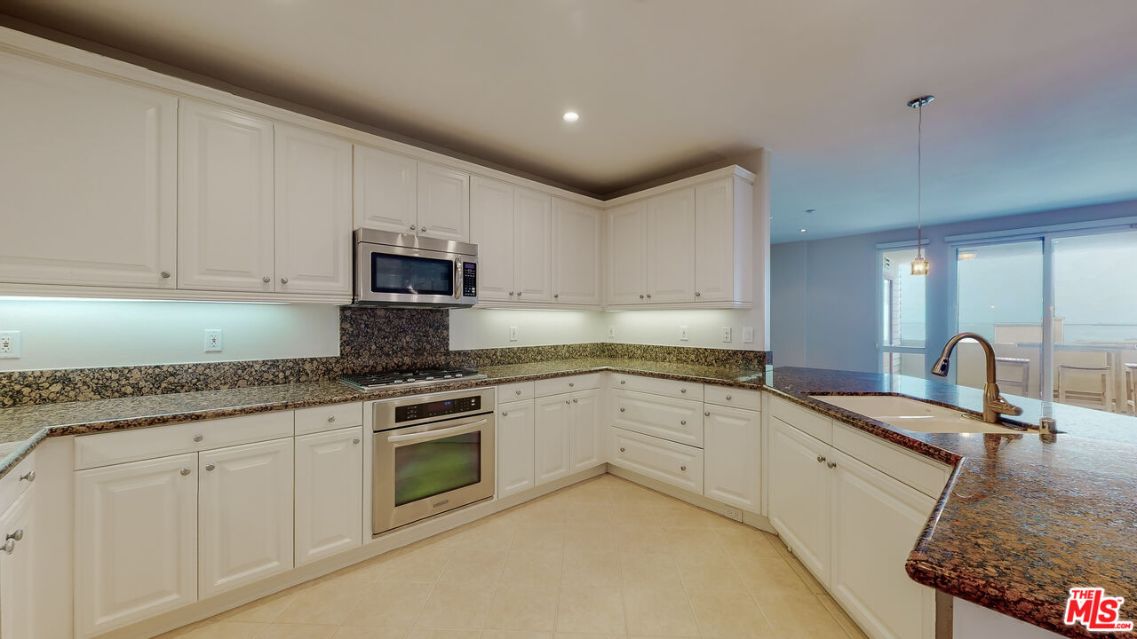 1400 E Ocean Blvd Unit: 2206