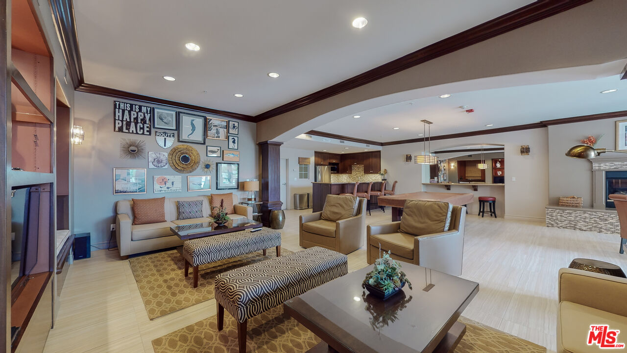 1400 E Ocean Blvd Unit: 2206