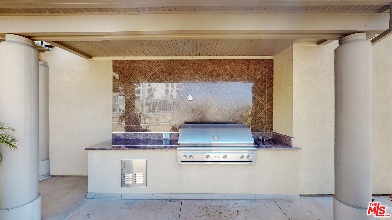 1400 E Ocean Blvd Unit: 2206